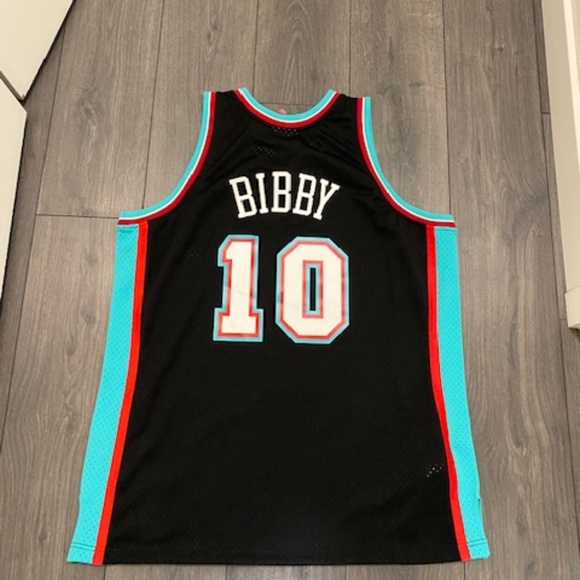 Mitchell & Ness Vancouver Grizzlies Mike Bibby Jersey NWT - Picture 6 of 7